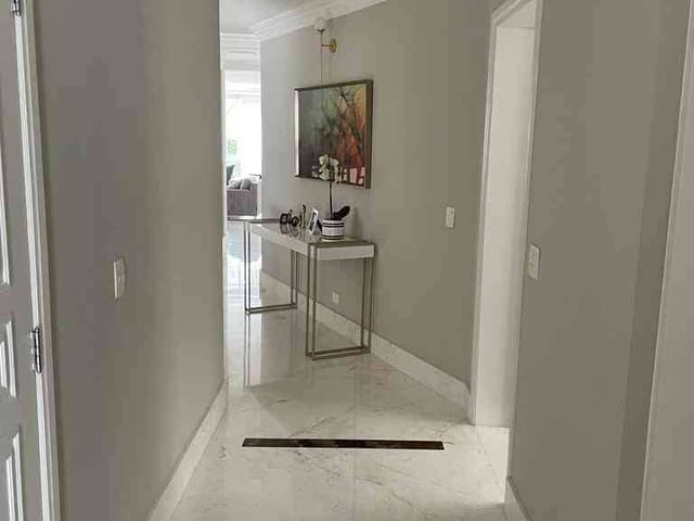 Casa com 701m² 4 quartos e 6 banheiros, à venda, no bairro Alphaville em Santana de Parnaíba