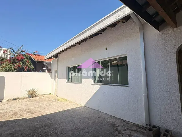 Casa com 387m² 4 quartos e 2 banheiros, para alugar, no bairro Jardim Esplanada II em São José dos Campos