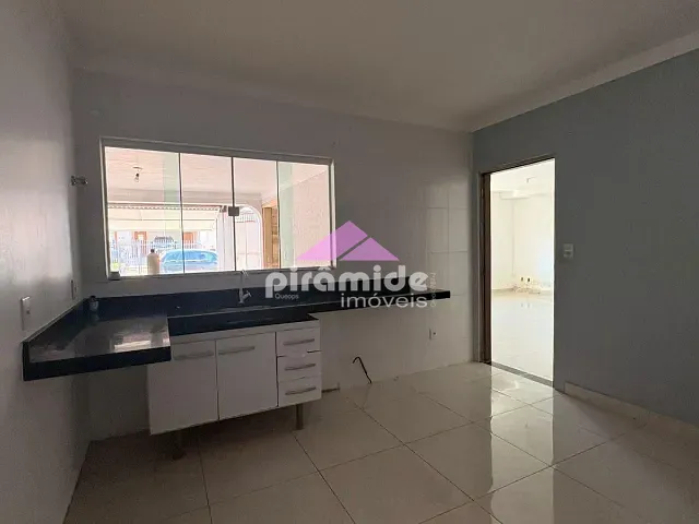Casa com 387m² 4 quartos e 2 banheiros, para alugar, no bairro Jardim Esplanada II em São José dos Campos