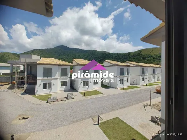 Casa com 134m² 3 quartos e 3 banheiros, à venda, no bairro São Francisco em São Sebastião