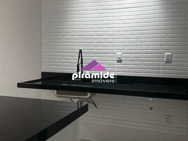 Casa com 180m² 3 quartos e 2 banheiros, à venda, no bairro Residencial Amor em Caçapava