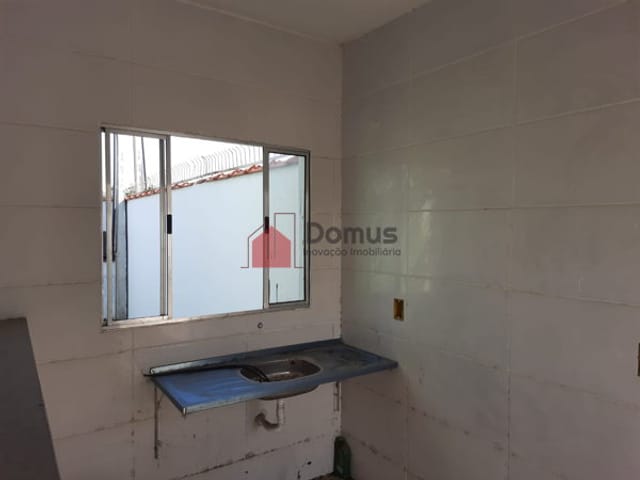 Casa com 125m² 2 quartos e 1 banheiro, à venda, no bairro Residencial e Comercial Portal dos Eucaliptos em Pindamonhangaba