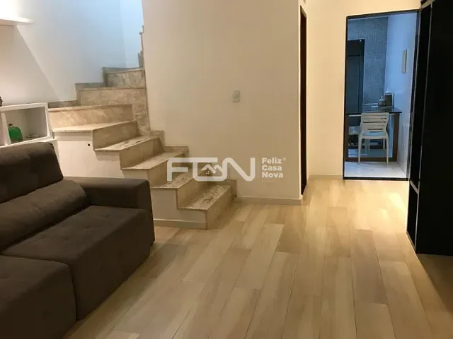 Casa 2 quartos e 3 banheiros, à venda, no bairro Ipitanga em Lauro de Freitas