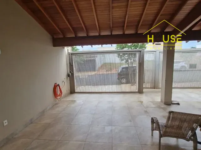 Casa com 250m² 3 quartos e 3 banheiros, à venda, no bairro Jardim Residencial Eulália em Votuporanga