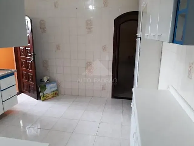 Casa com 150m² 3 quartos e 3 banheiros, à venda, no bairro Jardim Zaira em Mauá
