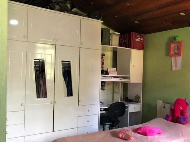 Casa com 700m² 2 quartos e 3 banheiros, à venda, no bairro Colina (Caucaia do Alto) em Cotia