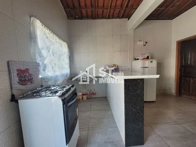 Casa com 300m² 1 quarto e 1 banheiro, à venda, no bairro Vila Graziani em Andradas