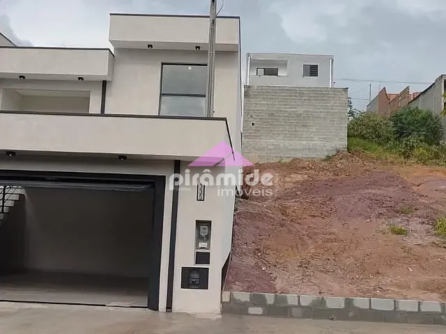 Casa 3 quartos e 3 banheiros, à venda, no bairro Portal dos Passaros em São José dos Campos