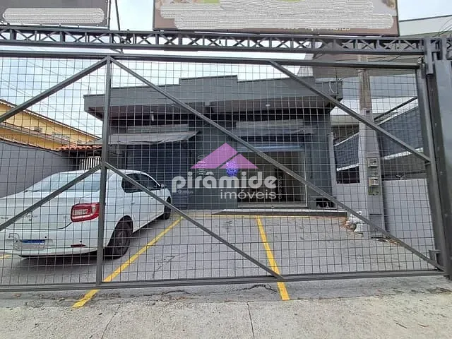 Casa à venda, no bairro Jardim Satélite em São José dos Campos