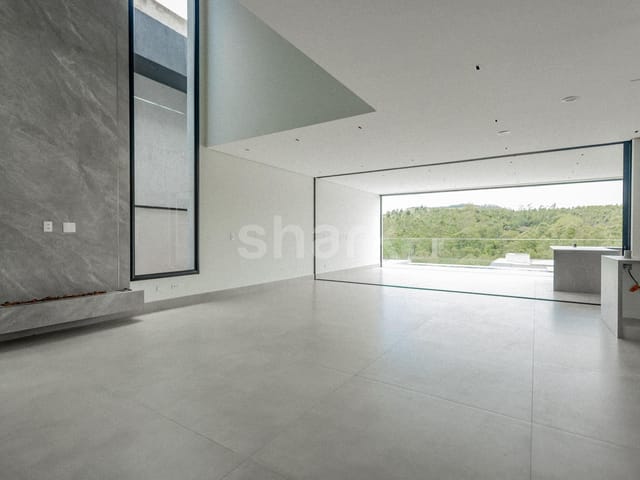 Casa com 420m² 4 quartos e 6 banheiros, à venda, no bairro Colinas da Anhangüera em Santana de Parnaíba
