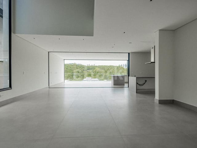 Casa com 420m² 4 quartos e 6 banheiros, à venda, no bairro Colinas da Anhangüera em Santana de Parnaíba