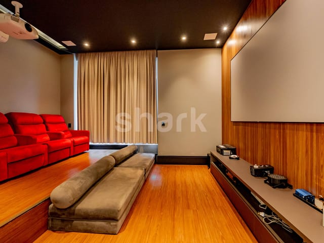 Casa com 624m² 4 quartos e 7 banheiros, à venda, no bairro Alphaville em Santana de Parnaíba