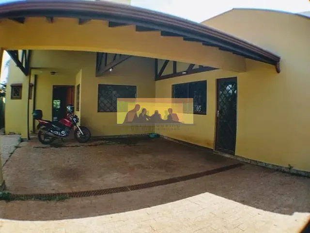 Casa com 638m² 5 quartos e 5 banheiros, à venda, no bairro Cidade Universitária em Campinas