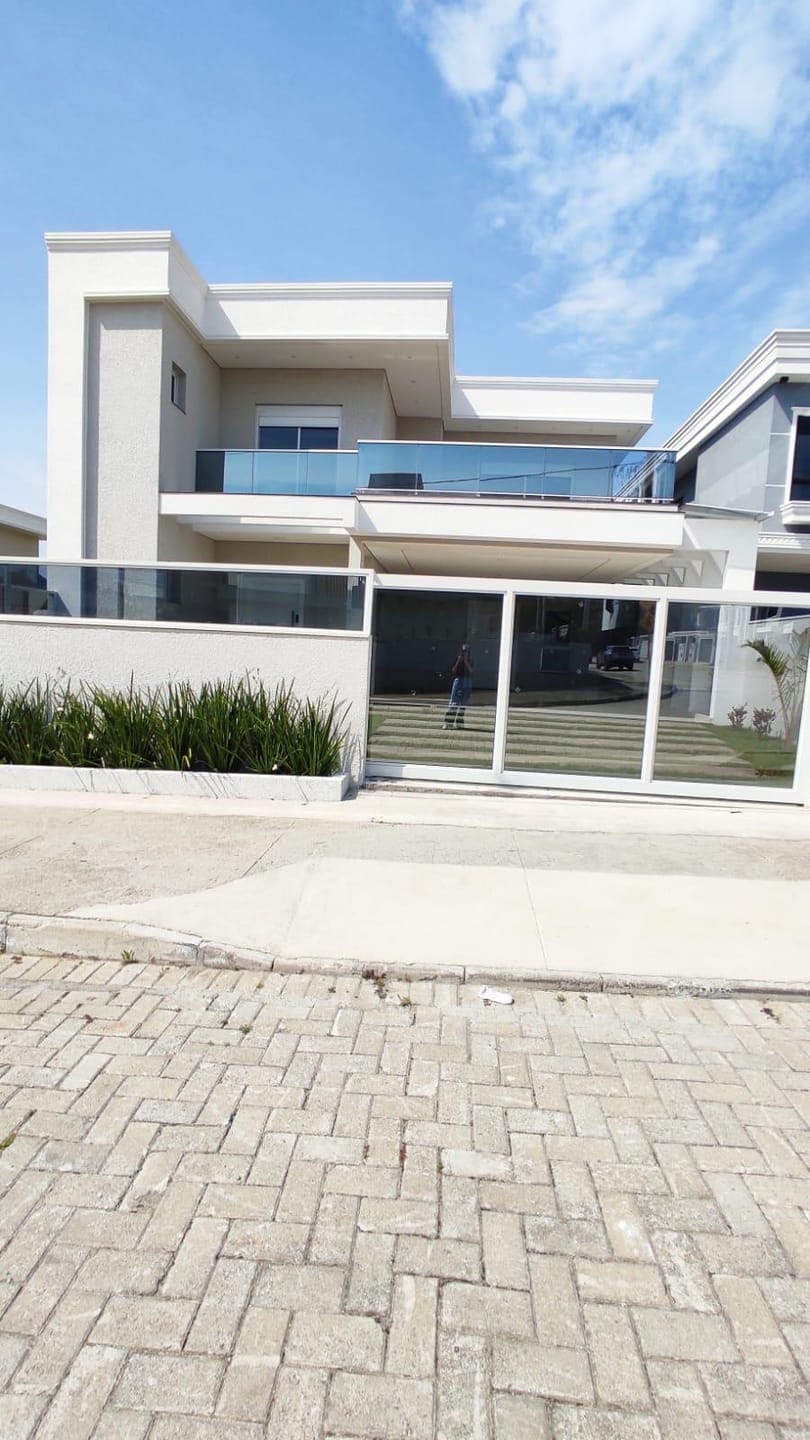 Casa, 3 quartos, 244 m² - Foto 2