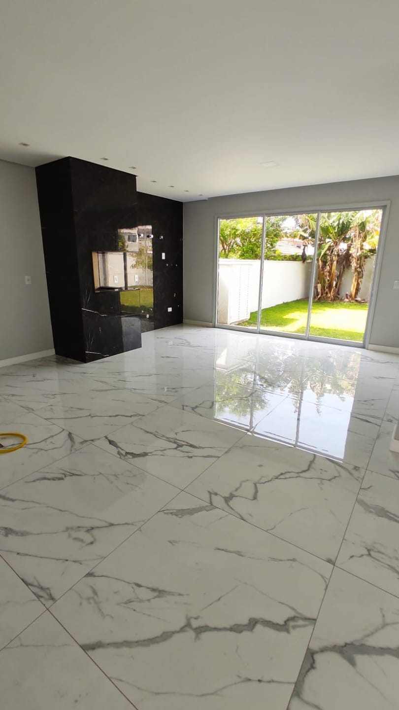 Casa, 3 quartos, 244 m² - Foto 4