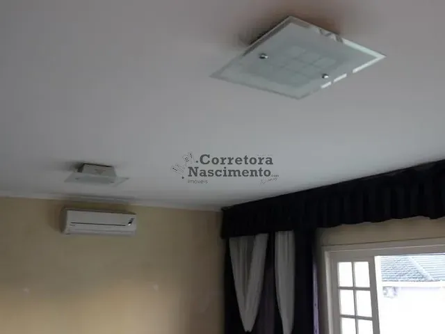 Casa com 250m², à venda, no bairro Villa Branca em Jacareí
