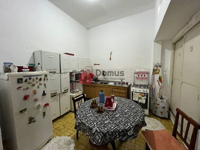 Casa com 300m², à venda, no bairro Centro em Pindamonhangaba