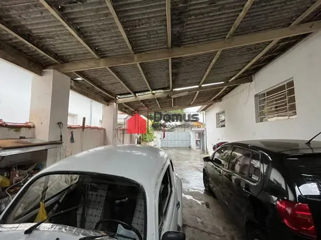 Casa com 300m², à venda, no bairro Centro em Pindamonhangaba
