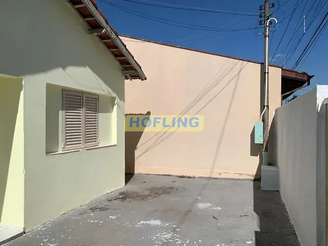 Casa com 266m² 2 quartos e 1 banheiro, para alugar, no bairro Cidade Jardim em Rio Claro