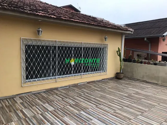 Casa com 401m² 3 quartos e 2 banheiros, à venda, no bairro Santana em São José dos Campos