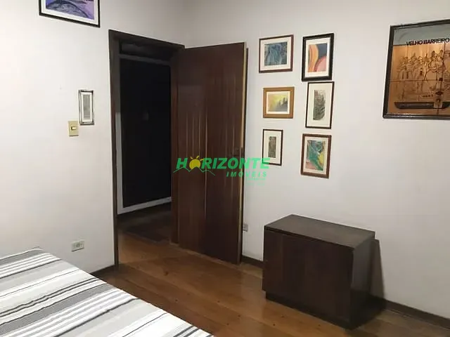 Casa com 401m² 3 quartos e 2 banheiros, à venda, no bairro Santana em São José dos Campos