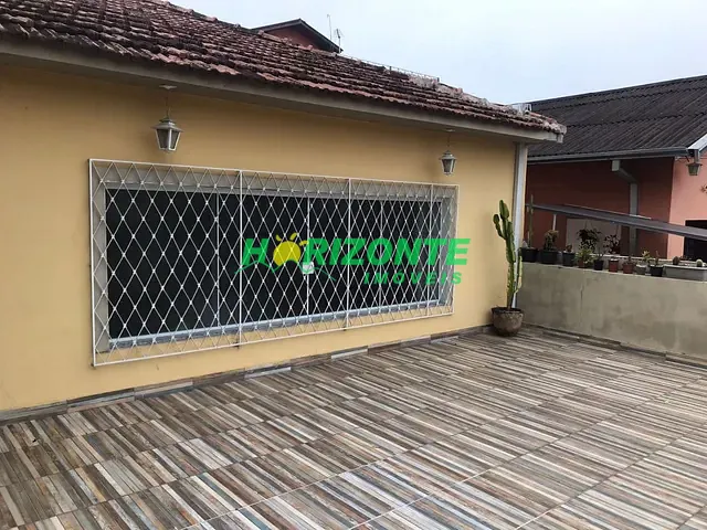 Casa com 401m² 3 quartos e 2 banheiros, à venda, no bairro Santana em São José dos Campos