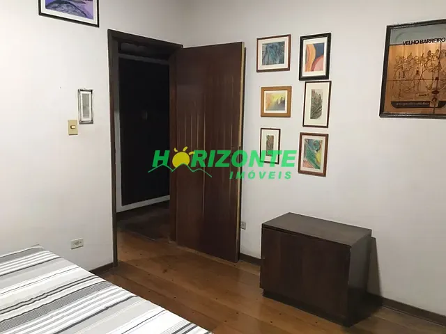 Casa com 401m² 3 quartos e 2 banheiros, à venda, no bairro Santana em São José dos Campos