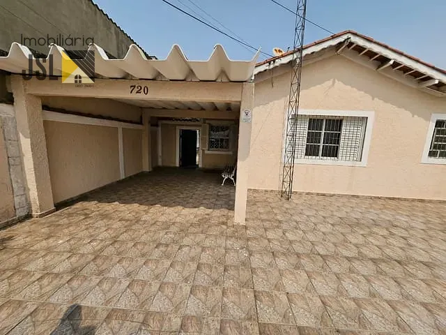 Casa com 290m² 3 quartos e 1 banheiro, à venda, no bairro Vila Santos em Caçapava