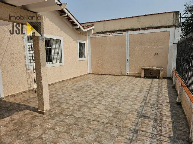 Casa com 290m² 3 quartos e 1 banheiro, à venda, no bairro Vila Santos em Caçapava
