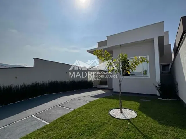 Casa 2 quartos e 2 banheiros, à venda, no bairro Alto Aririú em Palhoça