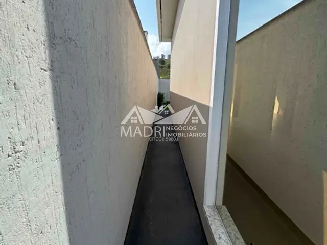 Casa 2 quartos e 2 banheiros, à venda, no bairro Alto Aririú em Palhoça