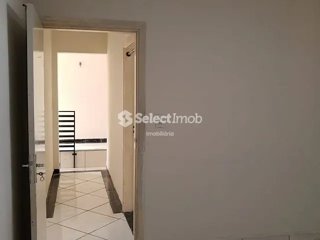 Casa com 230m² 2 quartos e 1 banheiro, à venda, no bairro Vila Dirce em Mauá