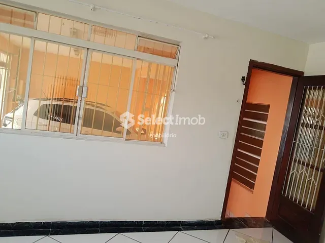 Casa com 230m² 2 quartos e 1 banheiro, à venda, no bairro Vila Dirce em Mauá