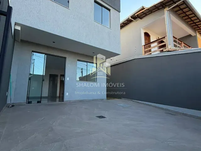 Casa 3 quartos e 3 banheiros, à venda, no bairro Santa Amélia em Belo Horizonte