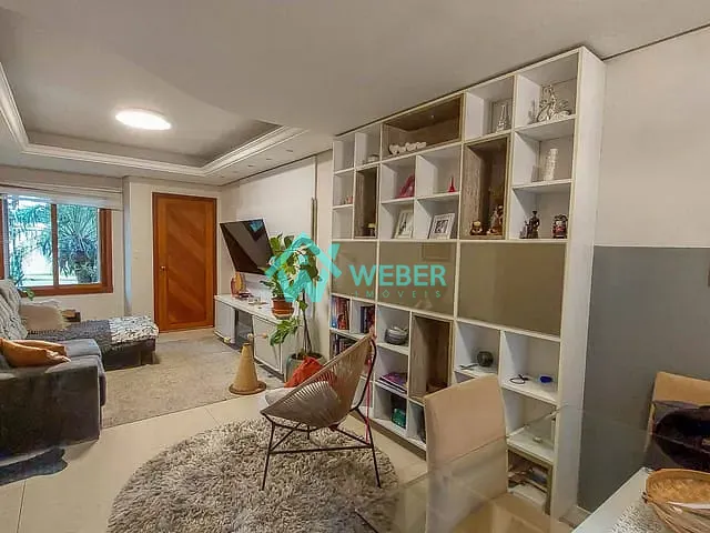 Casa 3 quartos e 3 banheiros, à venda, no bairro São Jorge em Novo Hamburgo