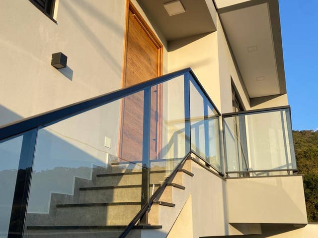 Casa com 247m² 3 quartos e 2 banheiros, à venda, no bairro Mantiqueira em Camanducaia