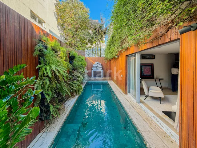 Casa com 400m² 3 quartos e 5 banheiros, à venda ou para alugar, no bairro Vila Madalena em São Paulo
