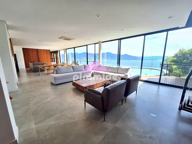 Casa com 920m² 4 quartos e 6 banheiros, à venda, no bairro Barreiro em Ilhabela