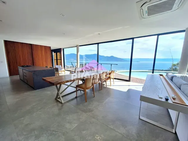 Casa com 920m² 4 quartos e 6 banheiros, à venda, no bairro Barreiro em Ilhabela