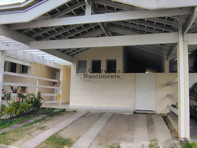 Casa com 140m² 2 quartos e 1 banheiro, à venda ou para alugar, no bairro Villa Branca em Jacareí