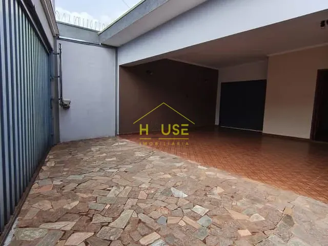 Casa com 274m² 3 quartos e 1 banheiro, à venda, no bairro Vila Muniz em Votuporanga