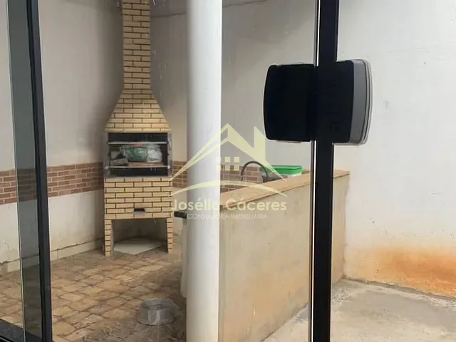 Casa 2 quartos e 2 banheiros, à venda, no bairro Residencial Santa Terezinha 2 em Cuiabá
