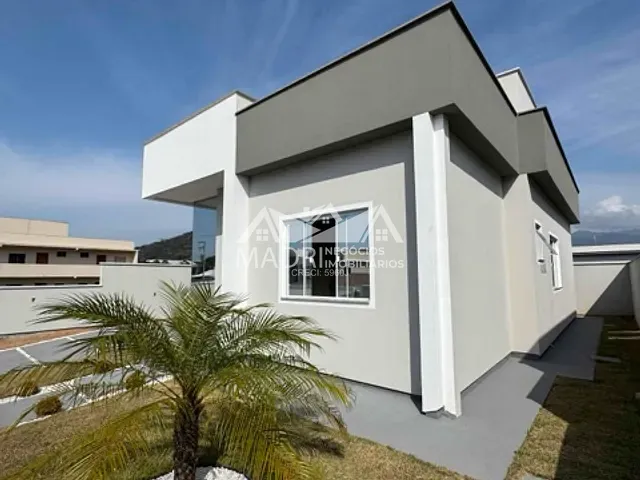 Casa 3 quartos e 2 banheiros, à venda, no bairro Alto Aririú em Palhoça