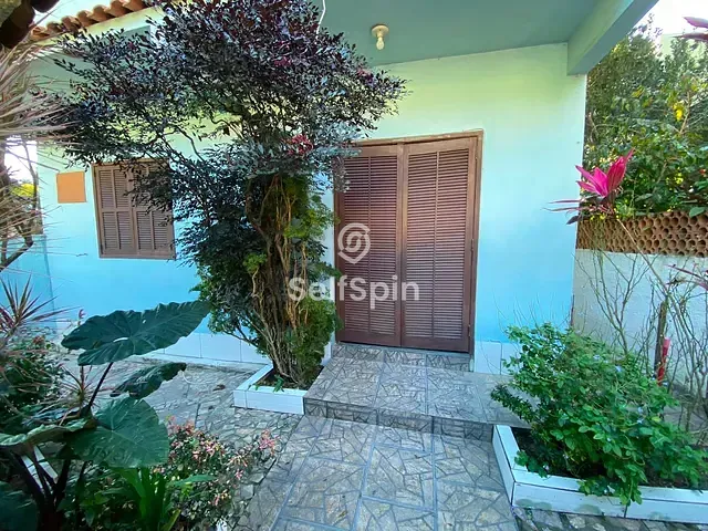 Casa com 80m² 1 quarto e 1 banheiro, para alugar, no bairro Jurujuba em Niterói