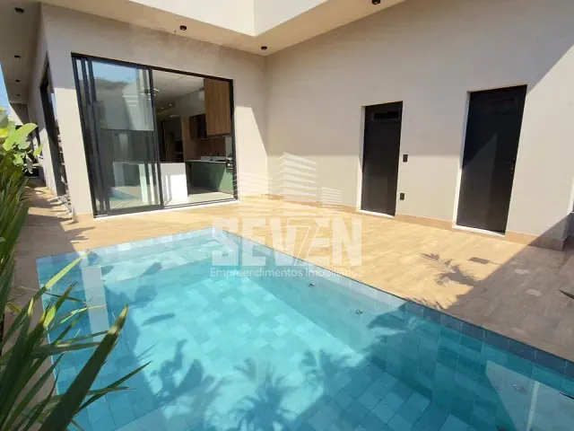 Casa com 360m² 4 quartos e 3 banheiros, à venda, no bairro Residencial Villaggio II em Bauru