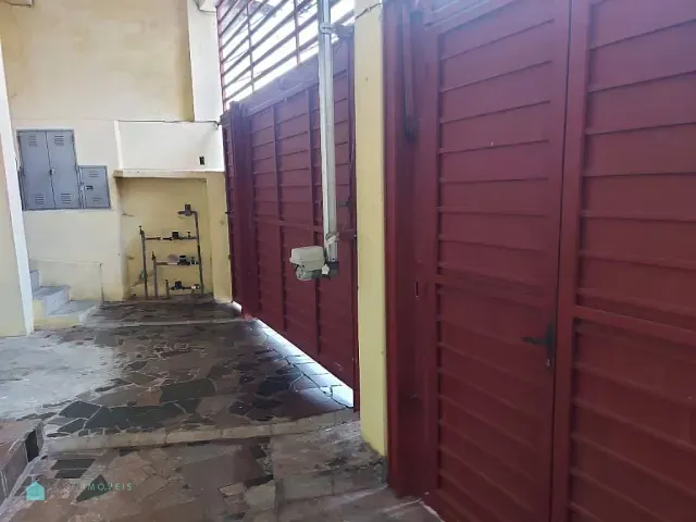 Casa com 217m² 5 quartos e 4 banheiros, à venda, no bairro Vila Cavaton em São Paulo