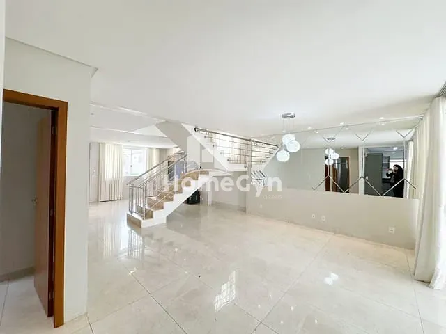 Casa com 465m² 4 quartos e 6 banheiros, para alugar, no bairro Jardins Valência em Goiânia