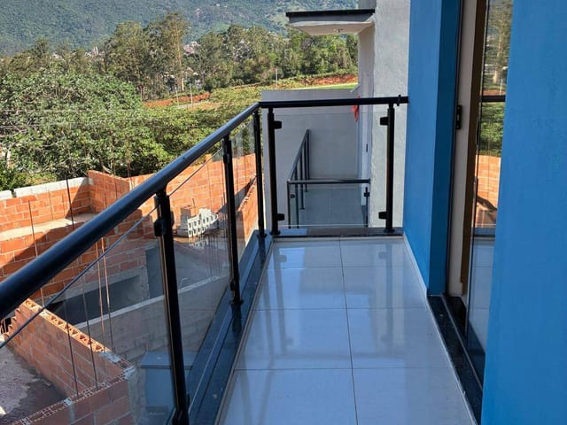 Casa com 150m² 3 quartos e 3 banheiros, à venda, no bairro Campos Olivotti em Extrema