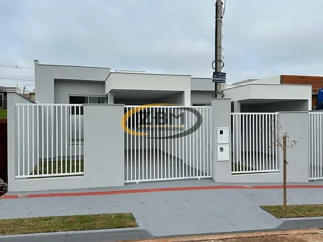 Casa com 125m² 2 quartos e 1 banheiro, à venda, no bairro Jardim Tropical em Londrina
