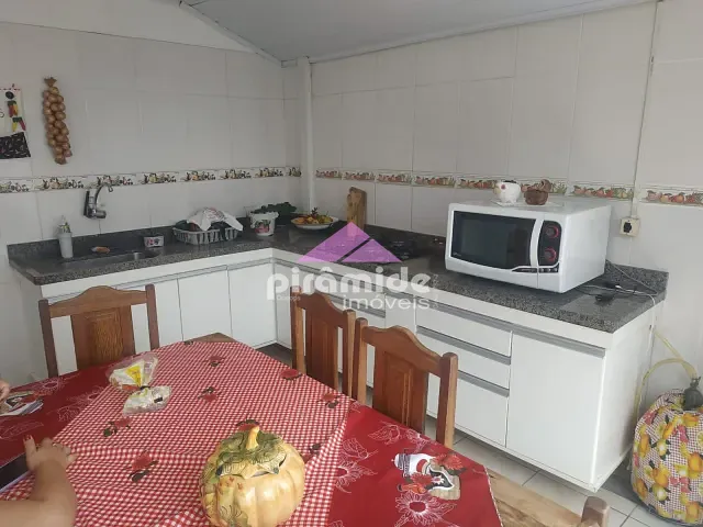 Casa com 147m² 2 quartos e 1 banheiro, à venda, no bairro Vila Adriana em São José dos Campos